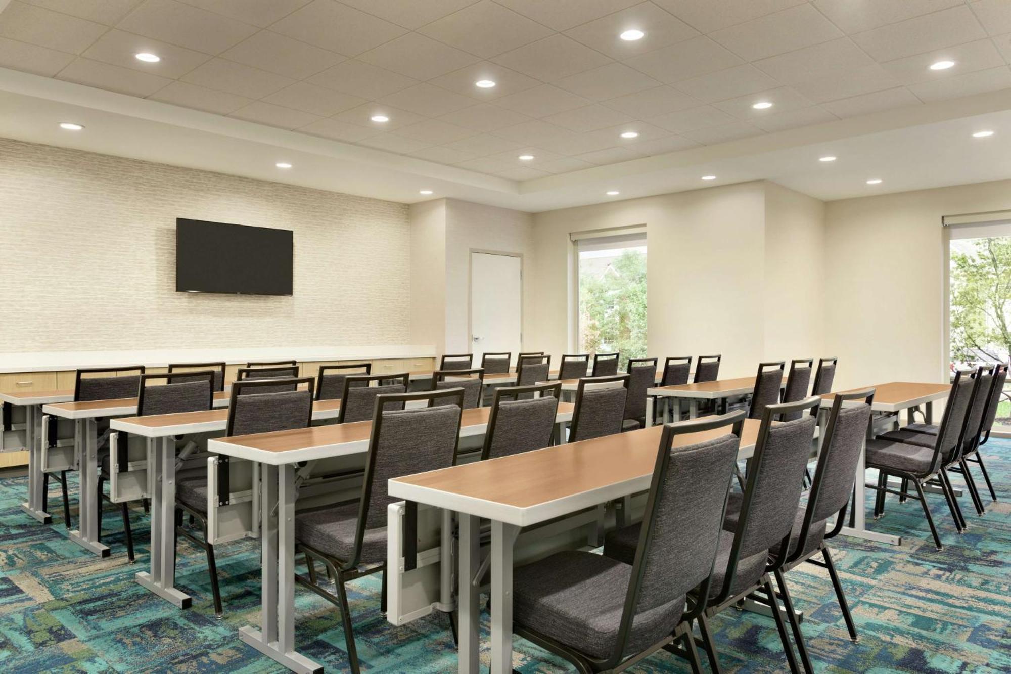 Home2 Suites By Hilton Florence Cincinnati Airport South מראה חיצוני תמונה