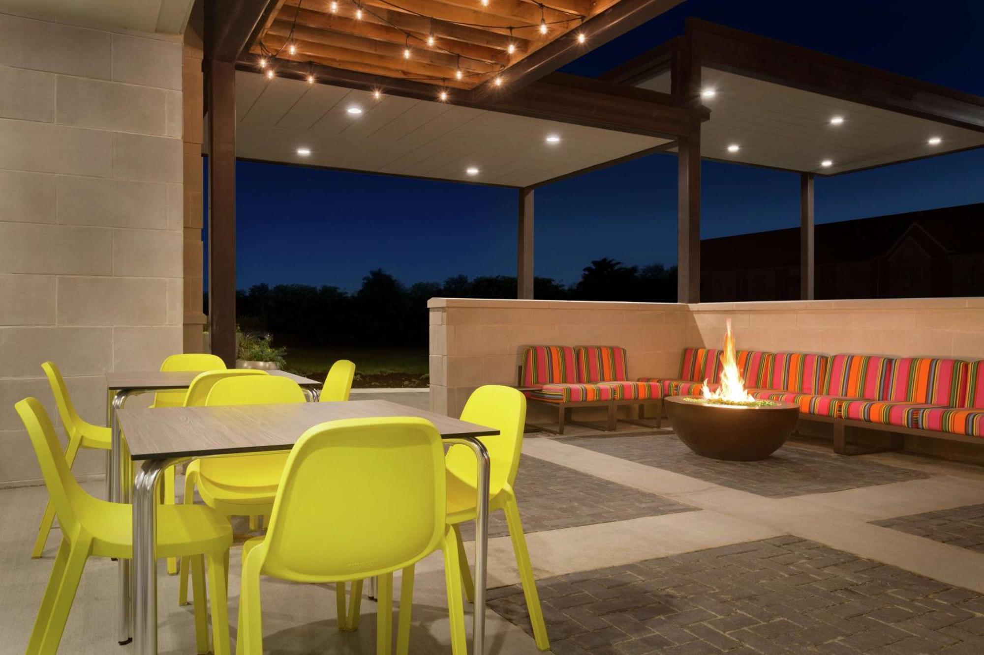 Home2 Suites By Hilton Florence Cincinnati Airport South מראה חיצוני תמונה